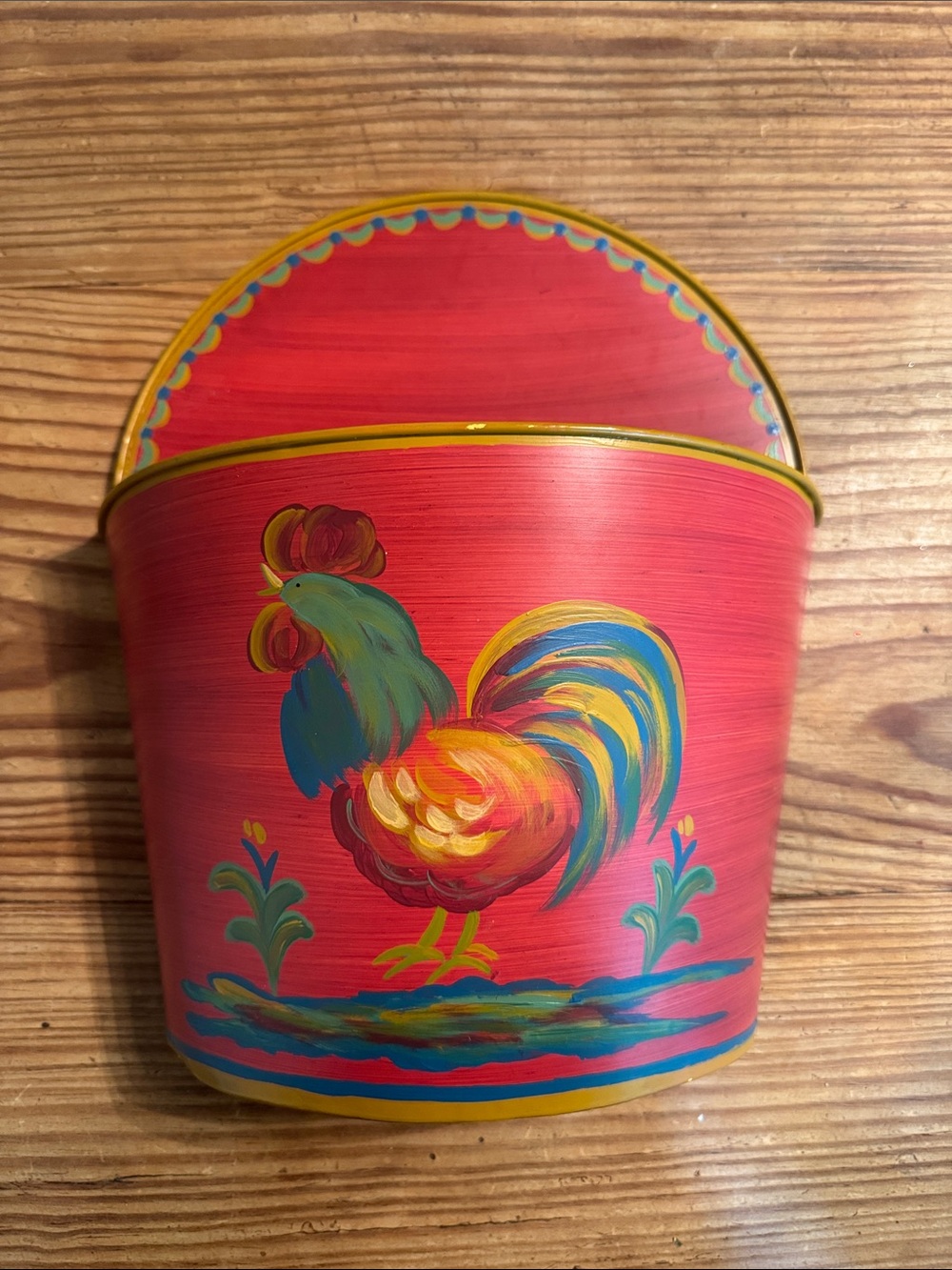 Hand-Painted Red Rooster Decorative Metal Wall Mail Holder